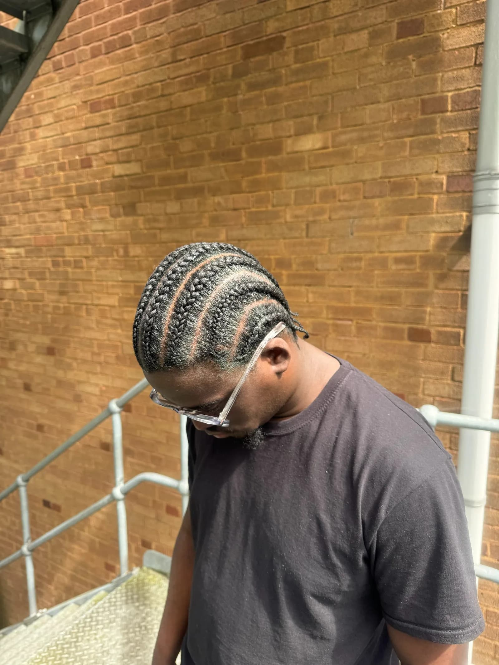 Men's straight-back cornrows