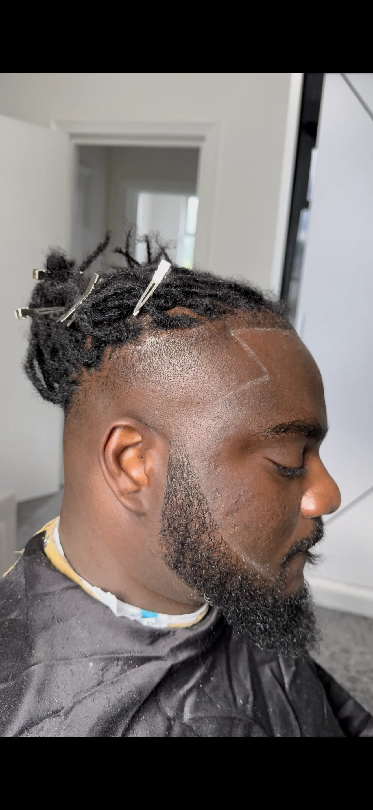 Twisted top knot